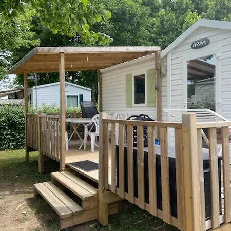 Le Ried B021 Et N038 אתר קמפינג